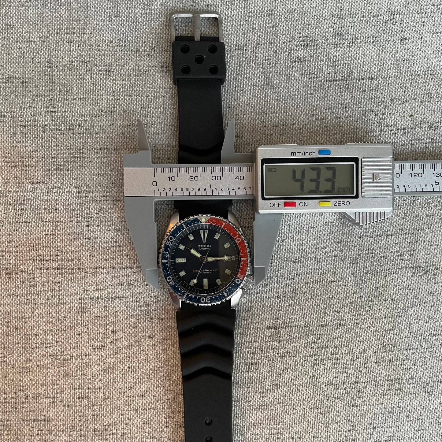 Reloj SEIKO Diver Pepsi Automático Marzo de 1991 / 7002A de 17 Jewels