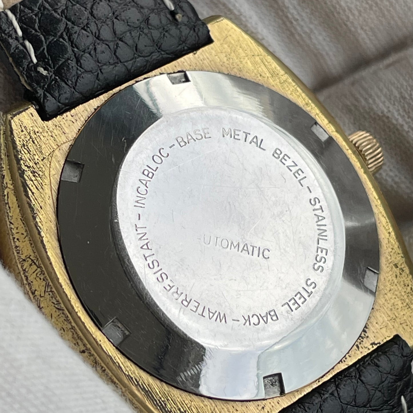 Reloj Signal Automático Hombre Inicio de Años 70 Cushion 25 Jewels