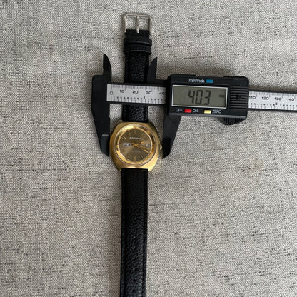 Reloj Signal Automático Hombre Inicio de Años 70 Cushion 25 Jewels