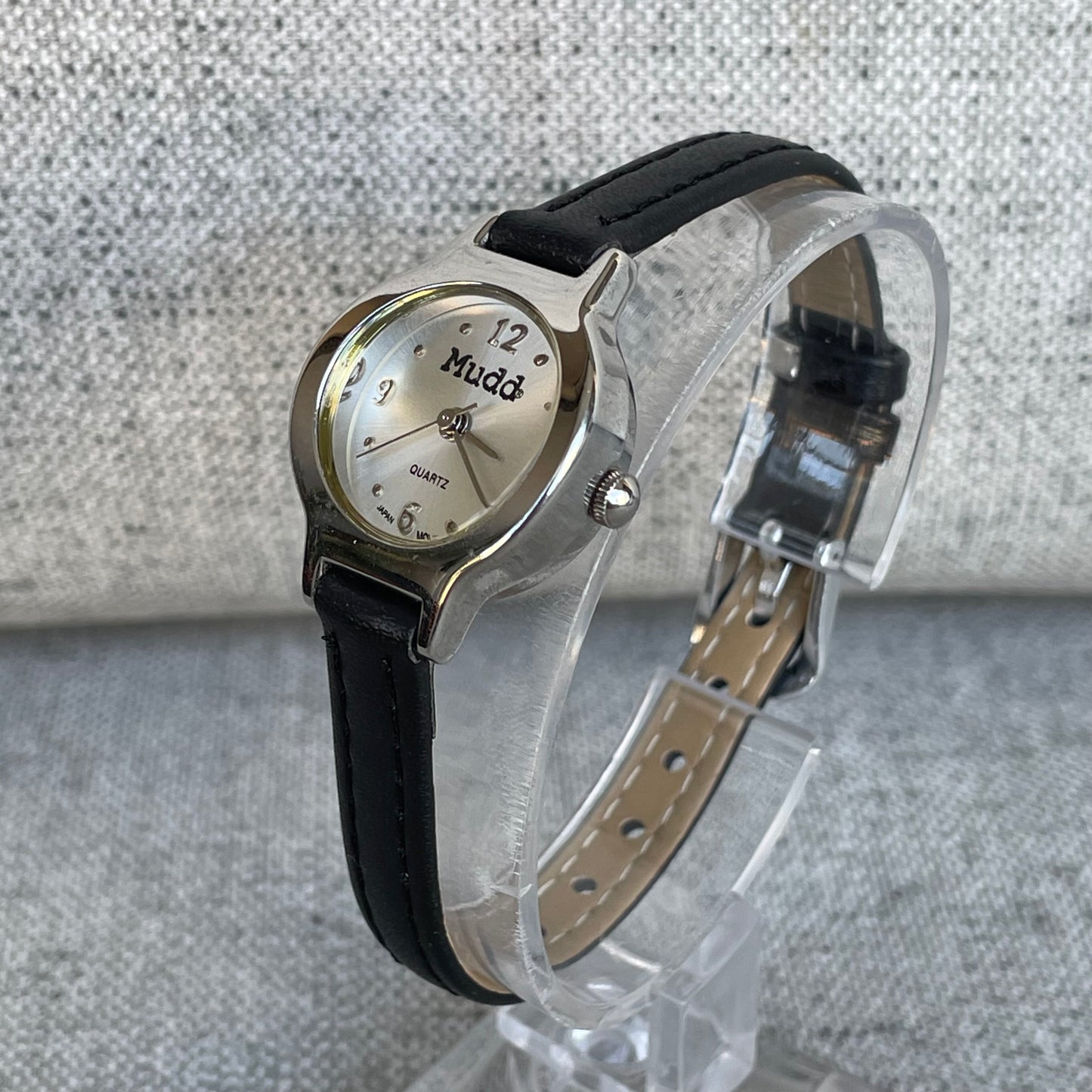 Reloj Mudd Mujer 2000’s Nácar Pila 24 mm Compacto
