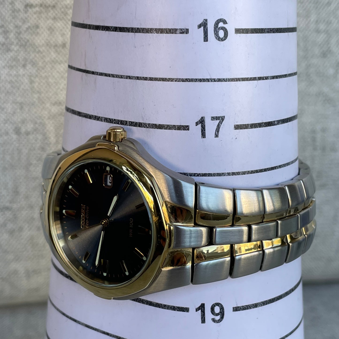 Reloj Citizen Eco-Drive Hombre NOS Azul 2000s SOLAR two tone
