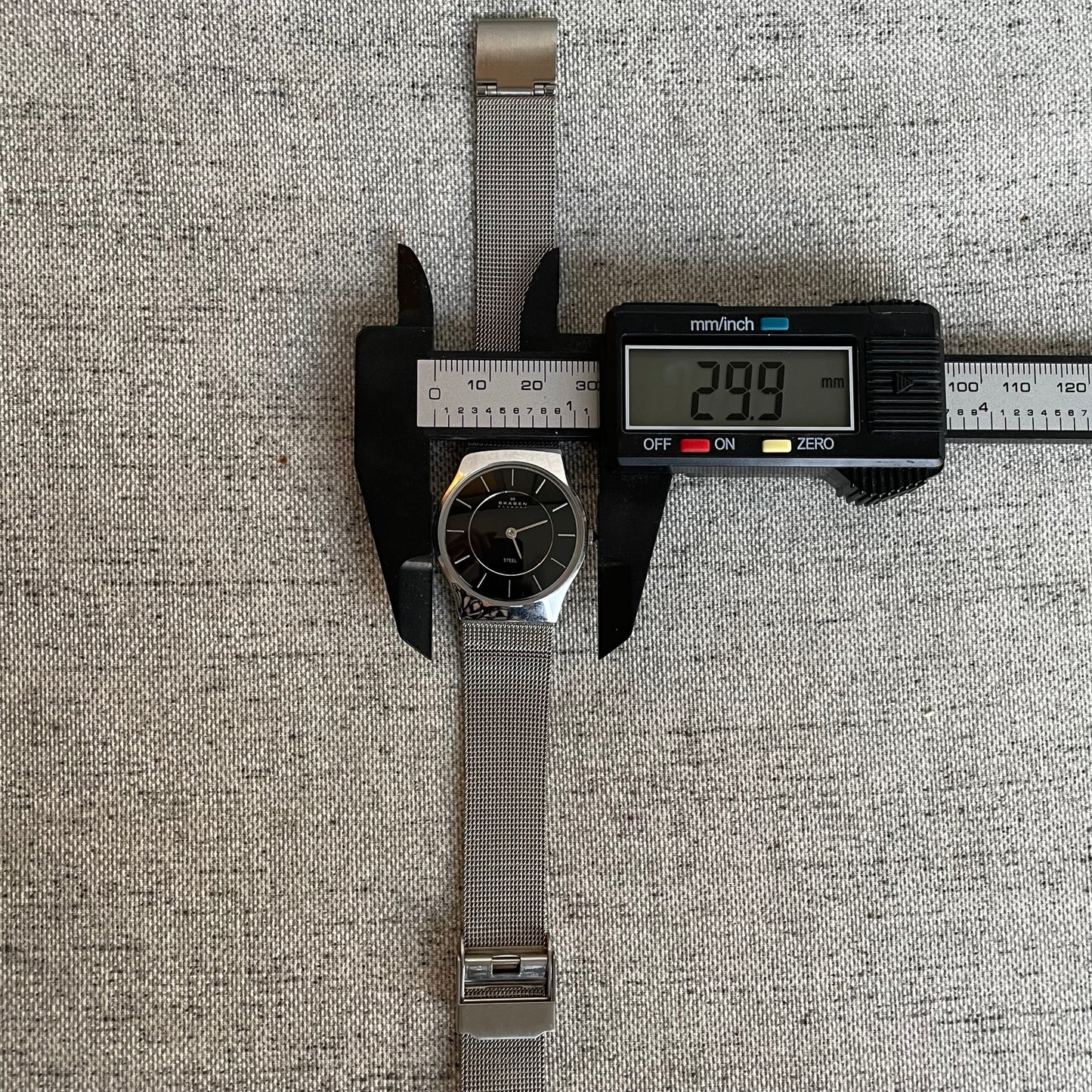 Reloj Skagen Denmark Mujer 2000s Negro Malla Acero Caja Original