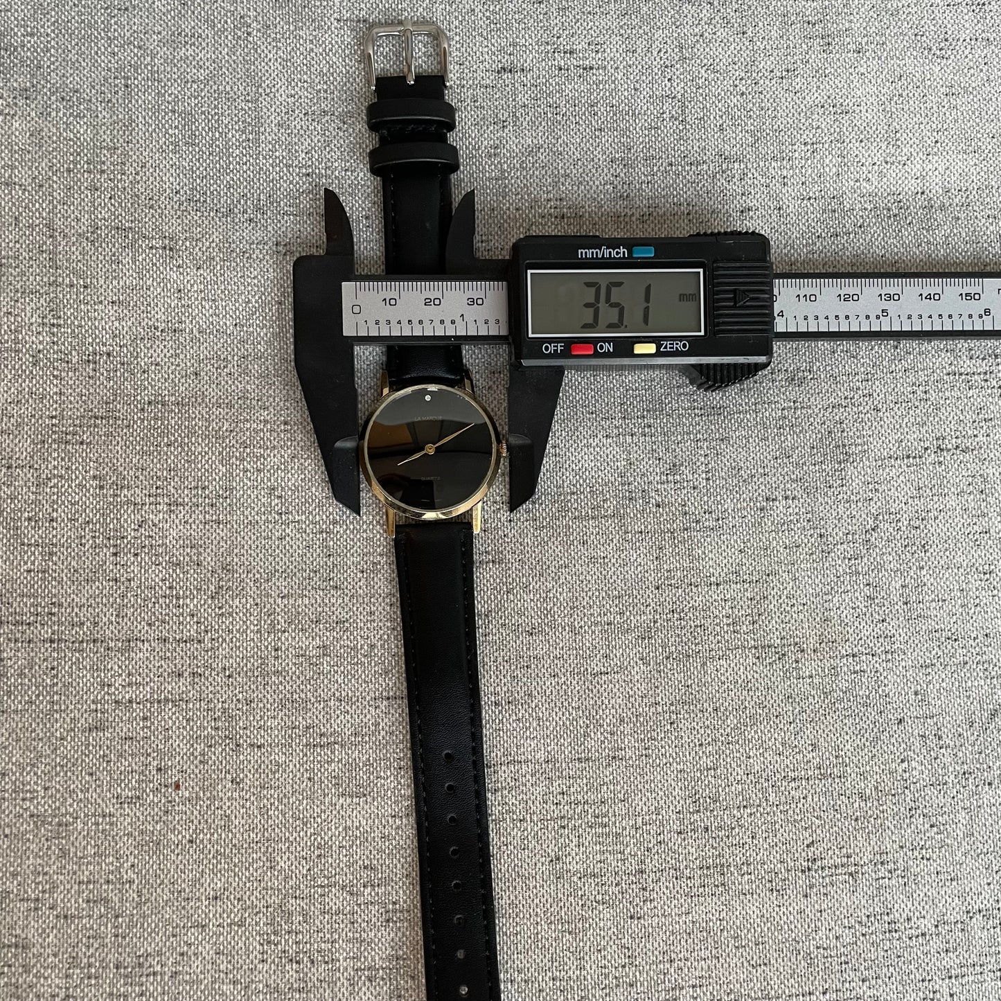 Reloj La Marque Hombre Años 90’s Minimalista Negro Museum Dial