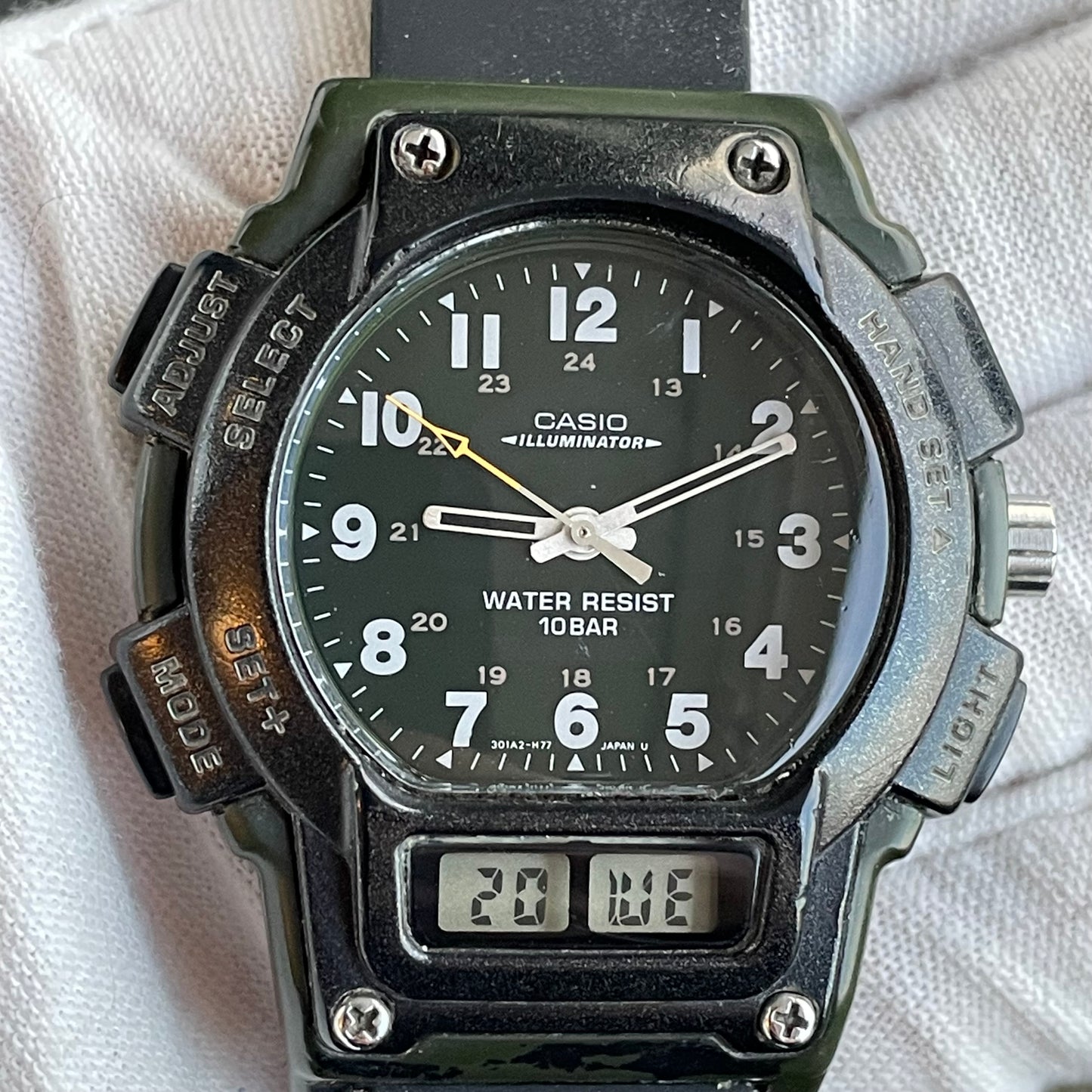Reloj Casio Geo Trail FT-611 Ana-Digi Hombre Años 90s Escaso