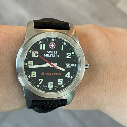 Reloj Swiss Military Mujer Año 2004 Swiss Made 100M WALTER Edition RARO