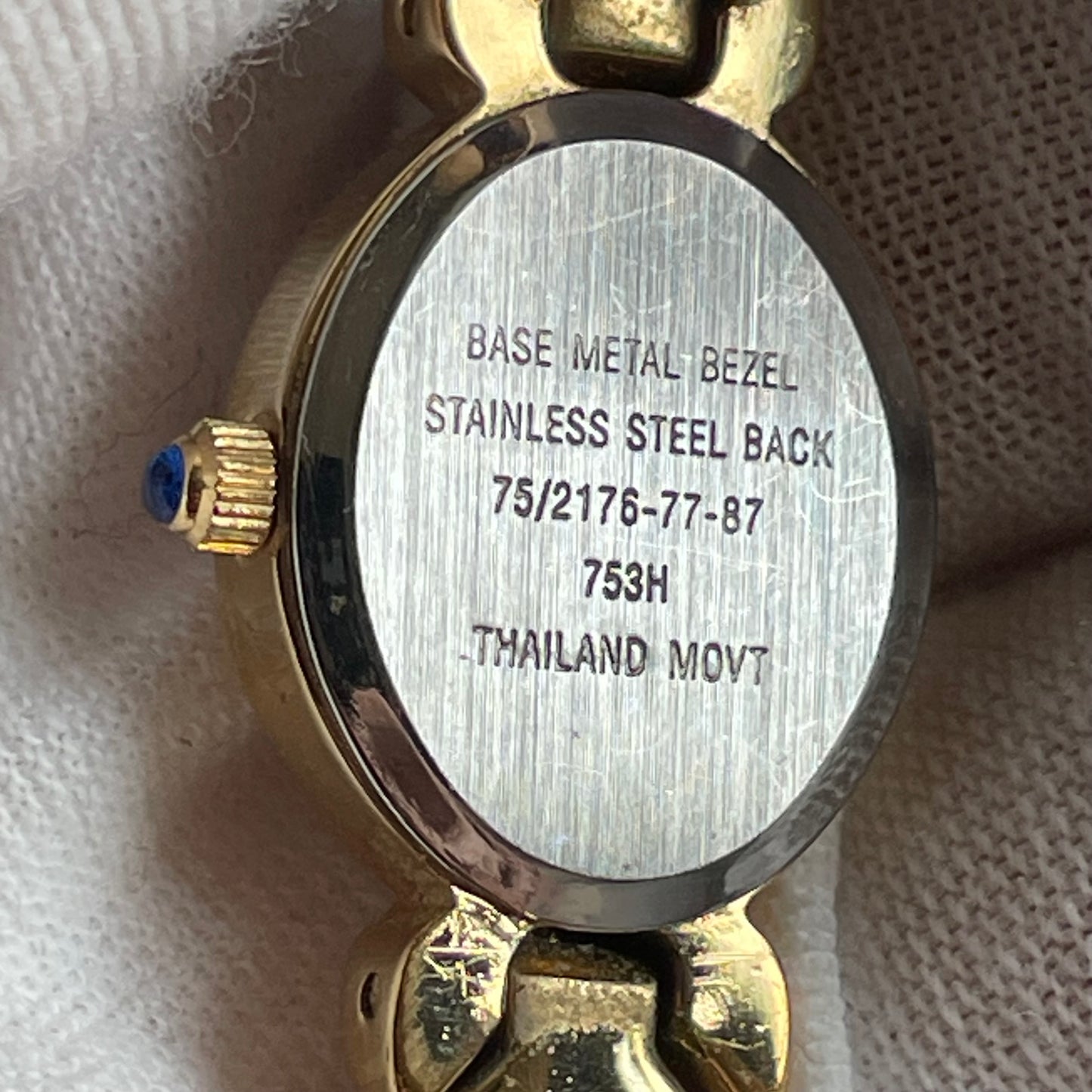 Reloj Joya Armitron Diamond Mujer Años 90 Ovalado Dorado
