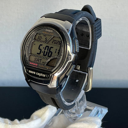 Reloj CASIO Hombre Año 2006 Wave Ceptor WV-58A World Time ESCASO