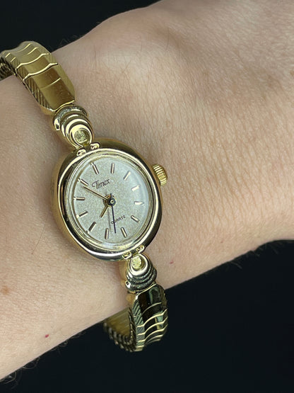 Reloj TIMEX Mujer Vintage Años 2000 Estilo Joya