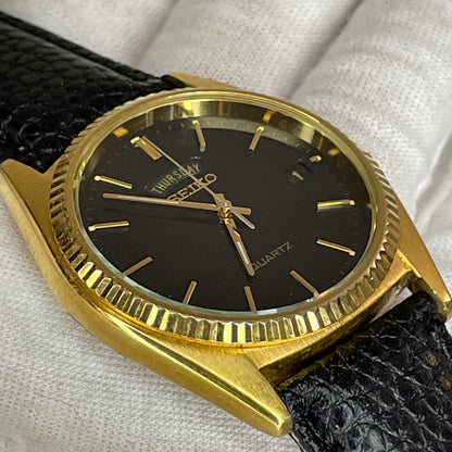 Reloj Seiko 7N43-8111 President Style Abril 1994 Day-Date Negro 36mm