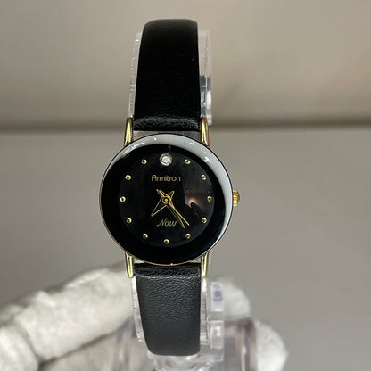 Reloj Armitron Now 75/2447 Mujer Minimalismo Negro Dorado Año 2005