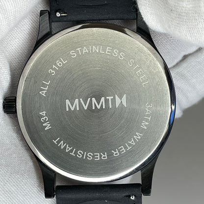 Reloj MVMT M34 Black Red Accent Quartz Año 2015 Minimalist