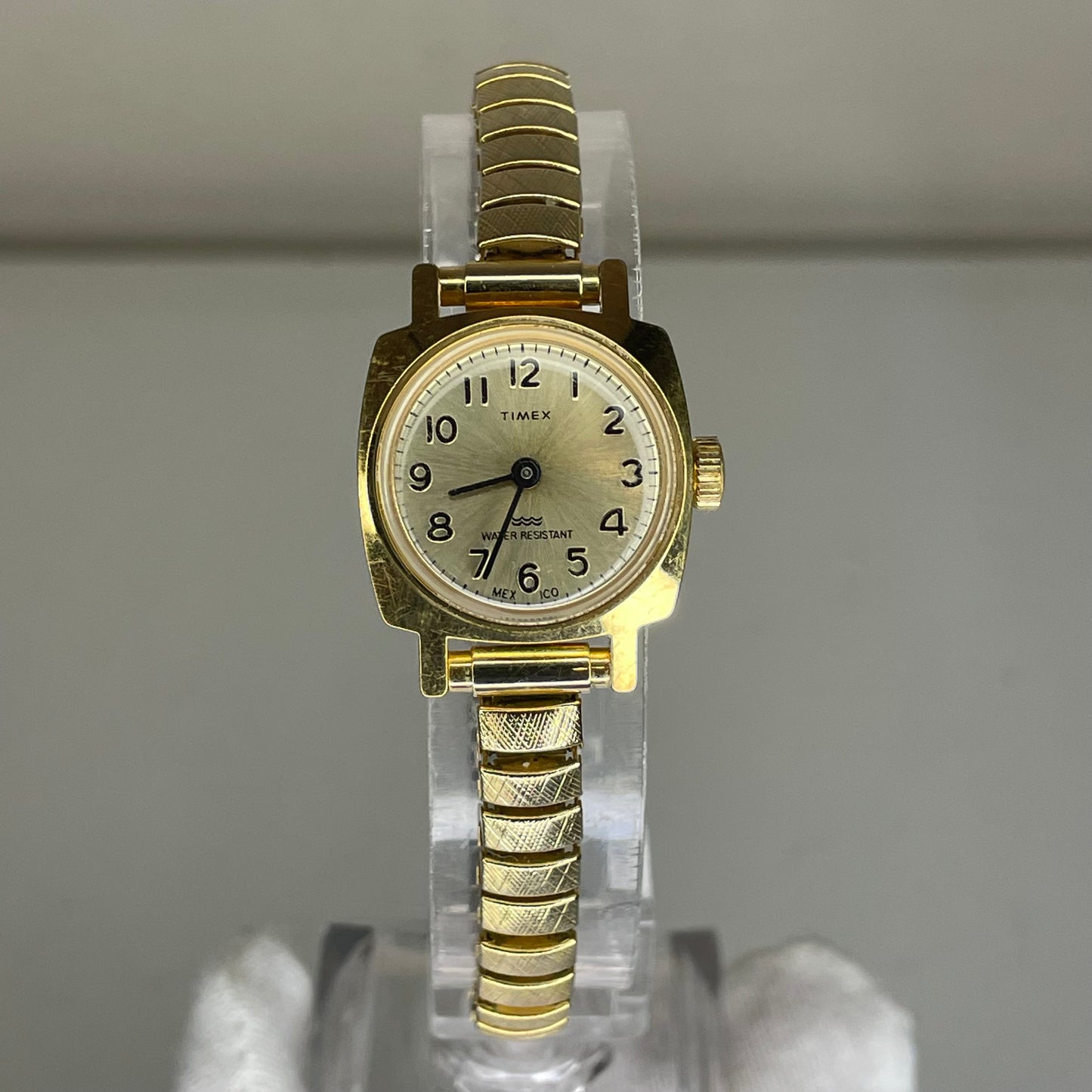 Reloj joya Timex México Mecánico a Cuerda Año 1985 Dorado Muy escaso