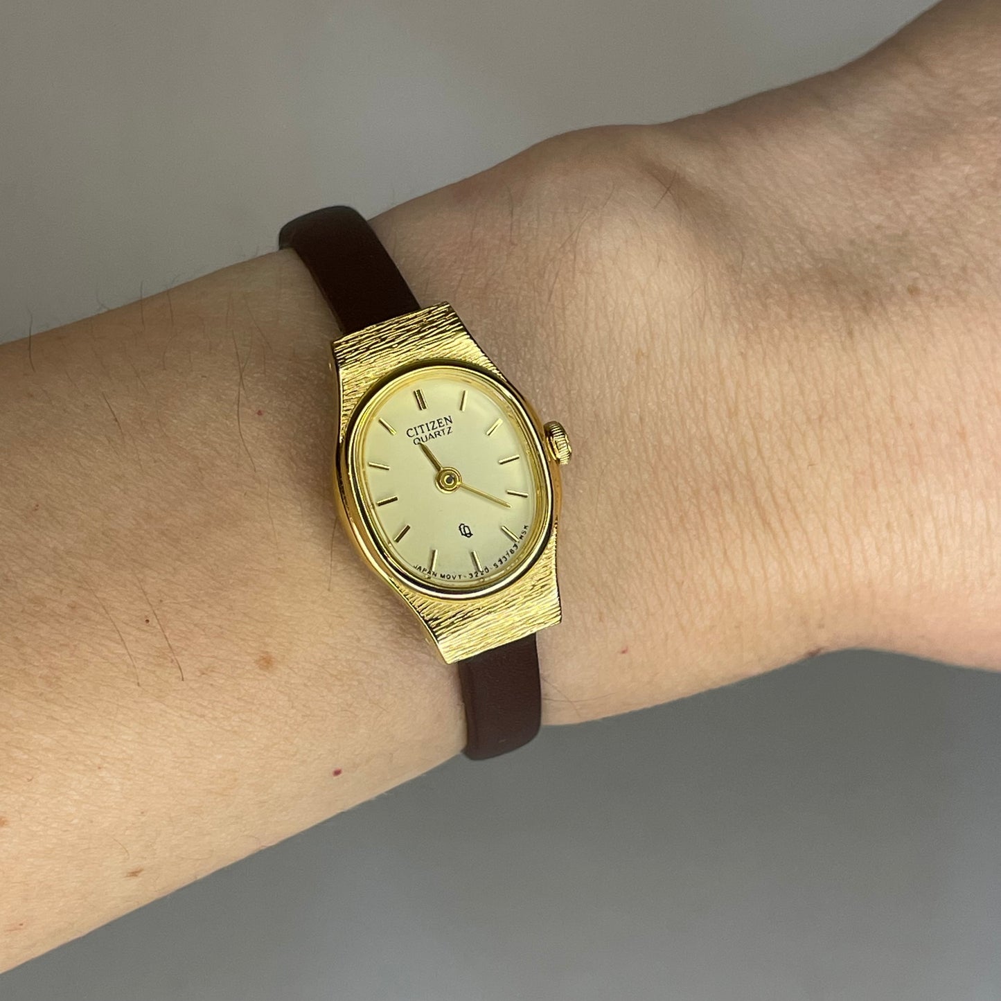 Reloj joya Citizen Quartz Impecable Vintage Años 80 Ultracompacto 18,1 mm
