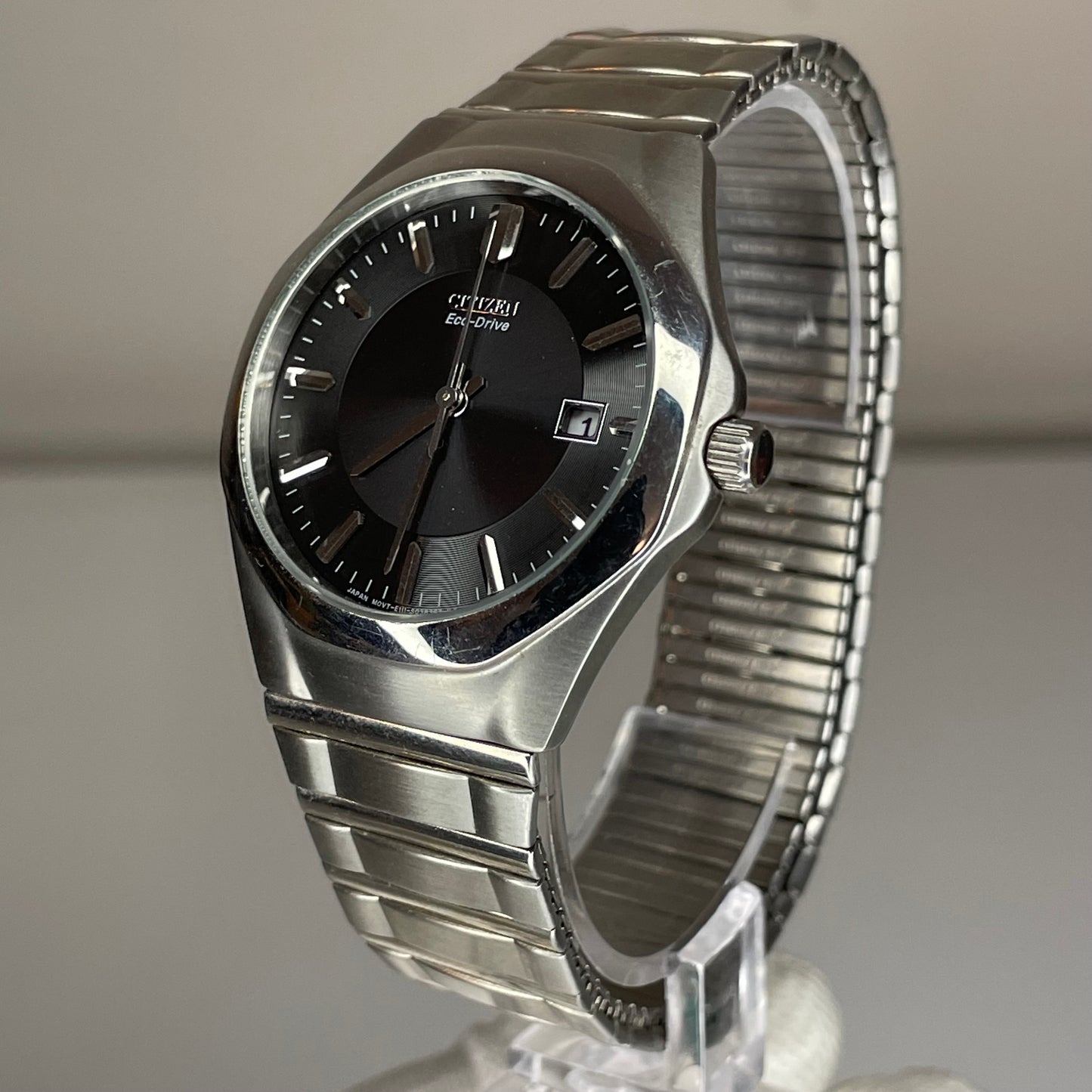 Citizen Eco-Drive E111 Caja Integrada SOLAR Año 2008 Muñeca grande