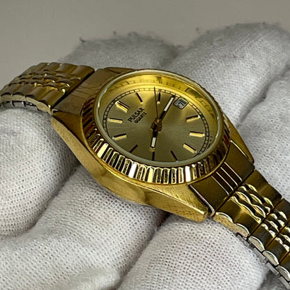 Reloj Pulsar by SEIKO V827-0440 Quartz Date Junio de 1995