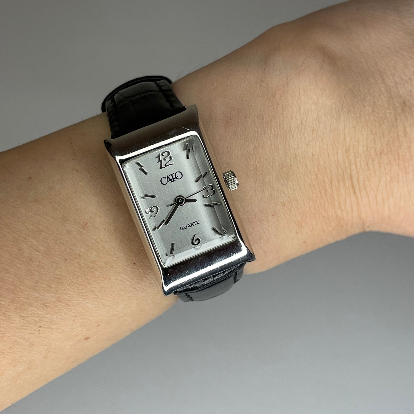 Reloj CATO Quartz Tank Rectangular 2005 | Cristal Biselado y Esfera Satinada