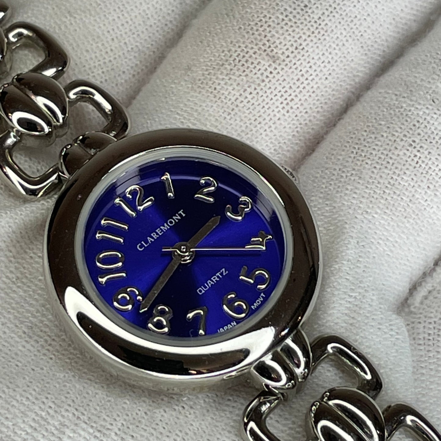 Reloj Claremont 96-017 Quartz Japan Movt Electric Blue Floral Bracelet Año 1999