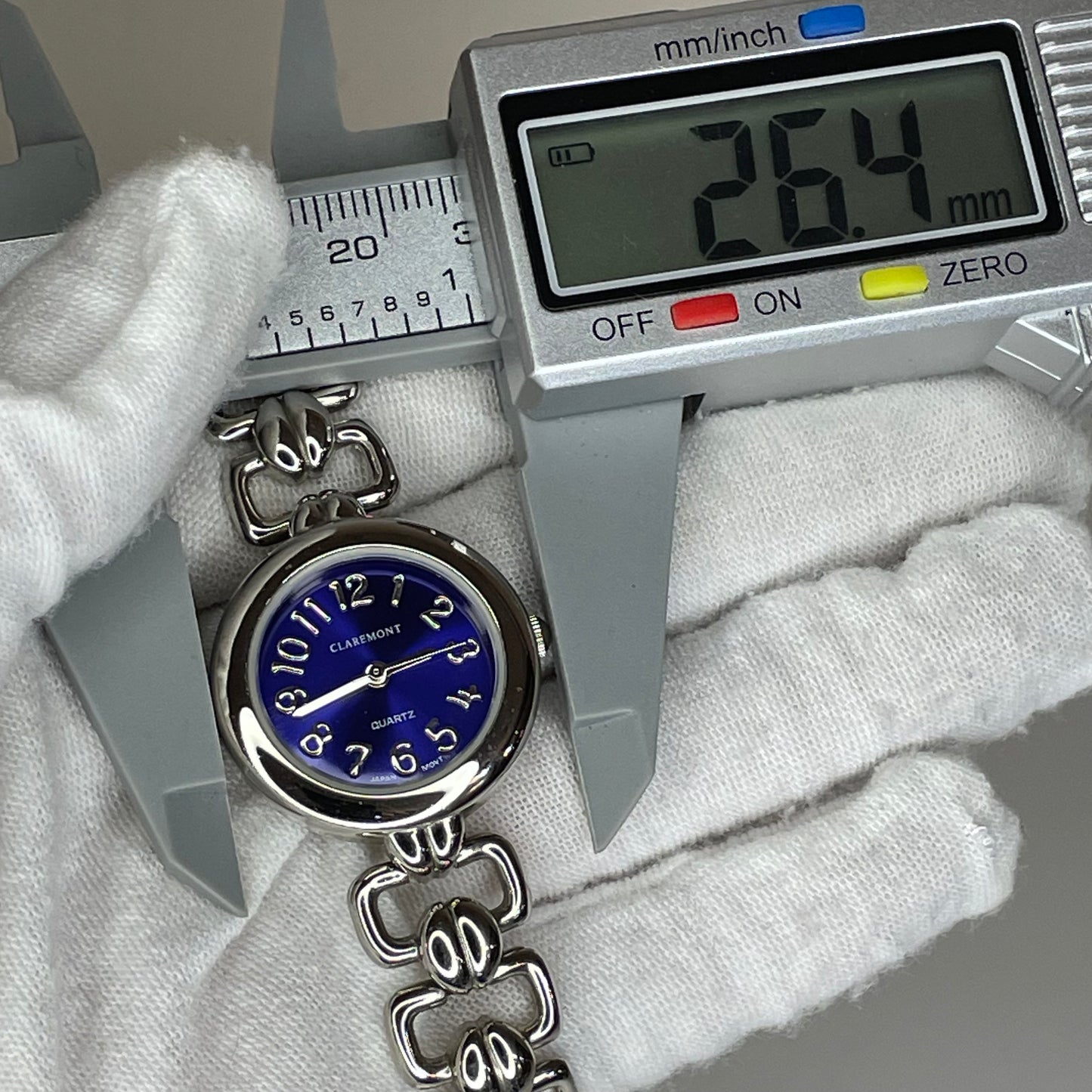 Reloj Claremont 96-017 Quartz Japan Movt Electric Blue Floral Bracelet Año 1999