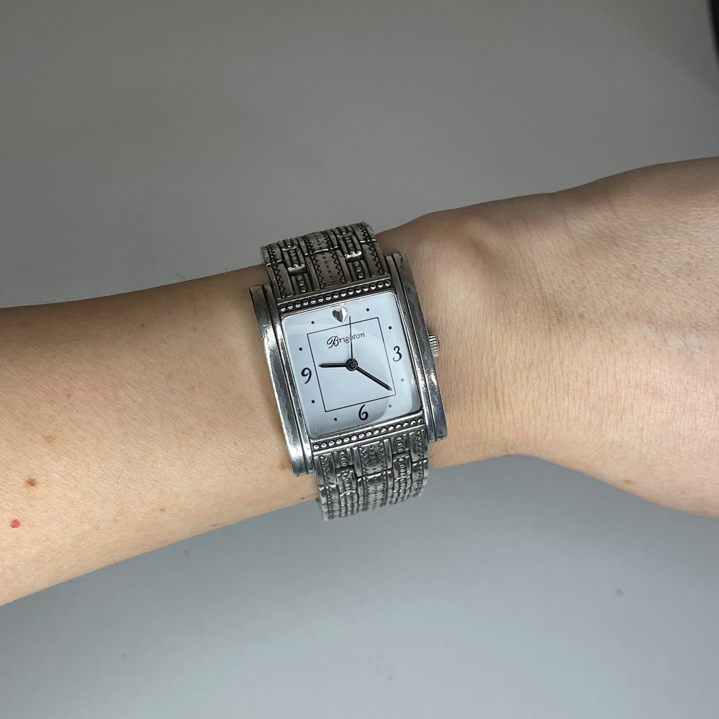 Reloj Joya de Diseño Brighton Napa Año 2005 Japan Mov. Rectangular 27 mm