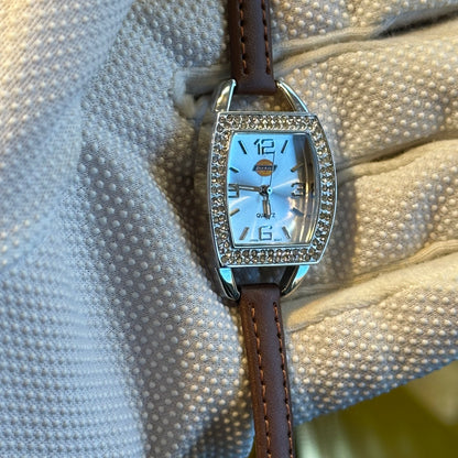 Reloj Dickies Mujer Cuarzo Años 2000s Bisel Cristales Tonneau