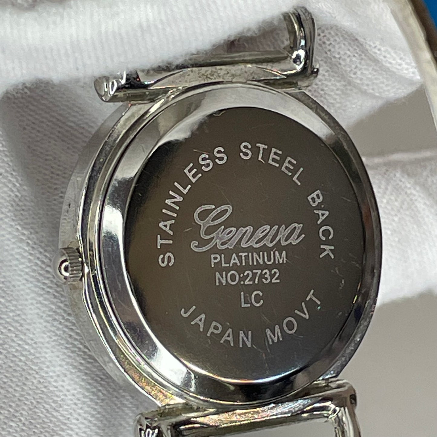 Reloj Geneva Platinum 2732 Blue Cuff Año 2002 Mujer