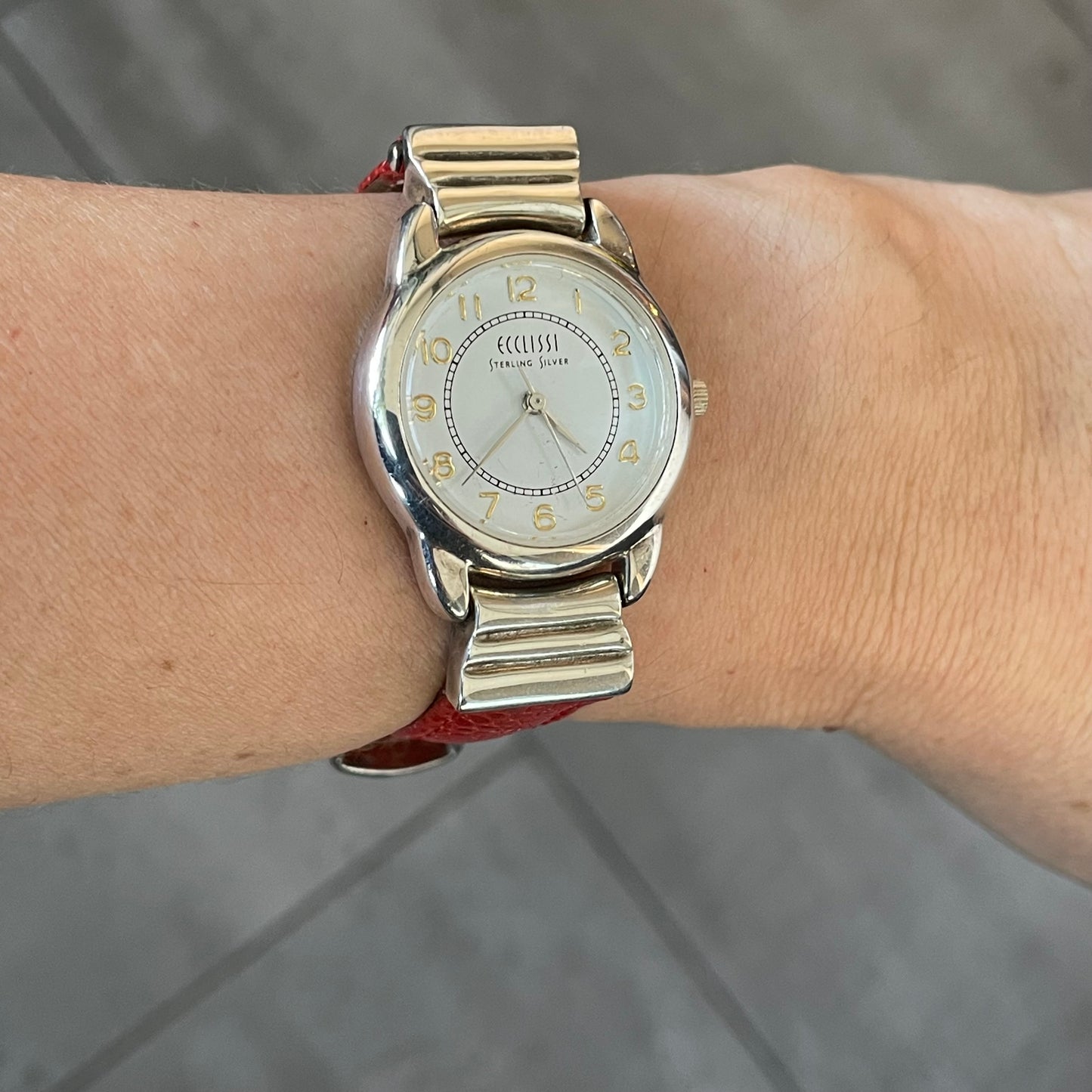 Reloj Ecclissi Mujer Plata 925 Madreperla Rojo Hebilla Plata Pieza Única