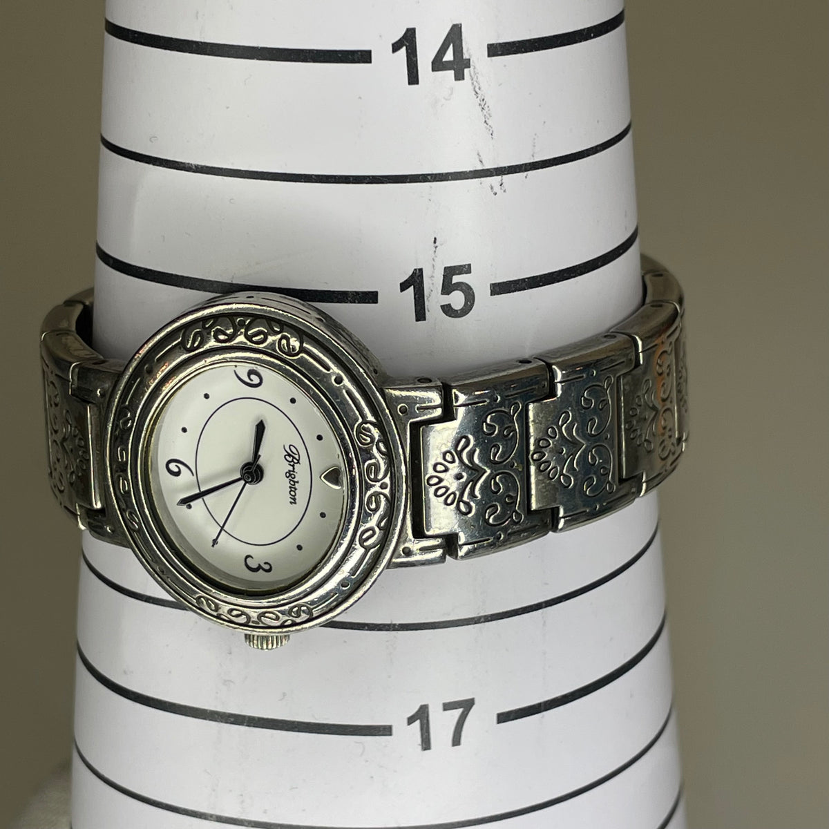 Reloj Joya Brighton Pisa Años 2000 Brazalete Ornamental Grabado Estilo NeoVictoriano ESCASO