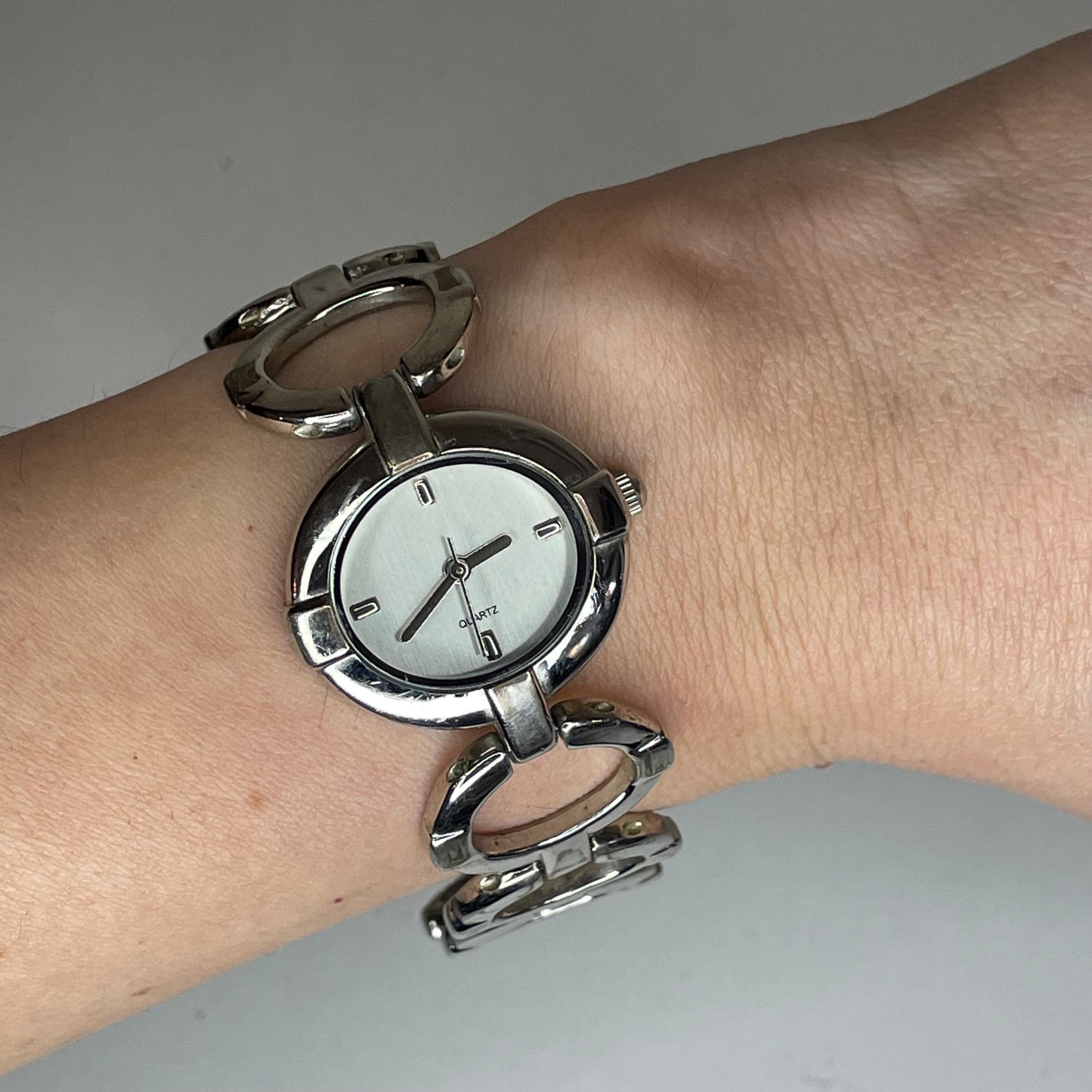 Reloj joya F3210221 Elaborado en año 2008 Modernismo Geométrico