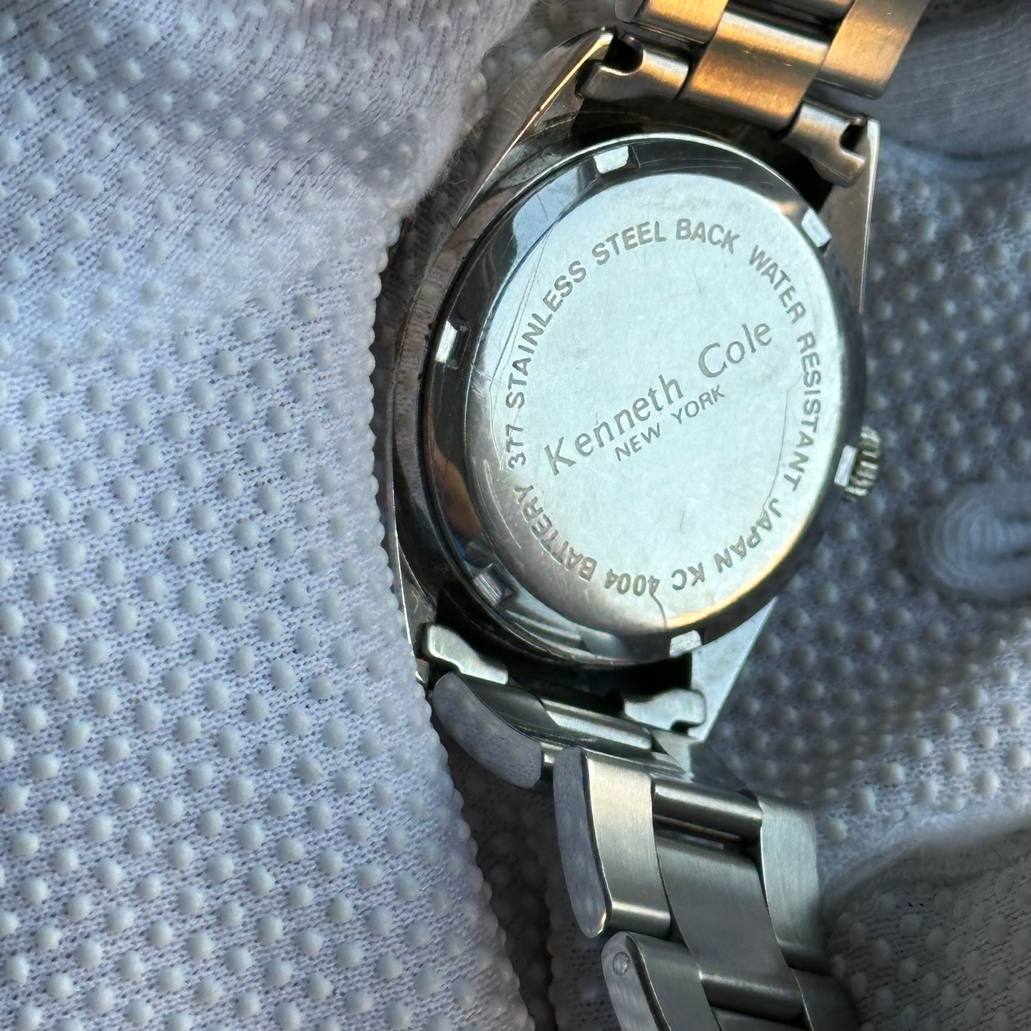 Kenneth Cole Mujer Año 2006 Acero Elegante KC4004 Fechador