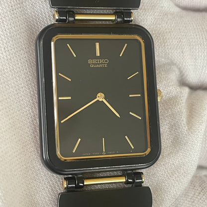 Reloj SEIKO Mujer enero/1985 Rectangular Negro Dorado RARO