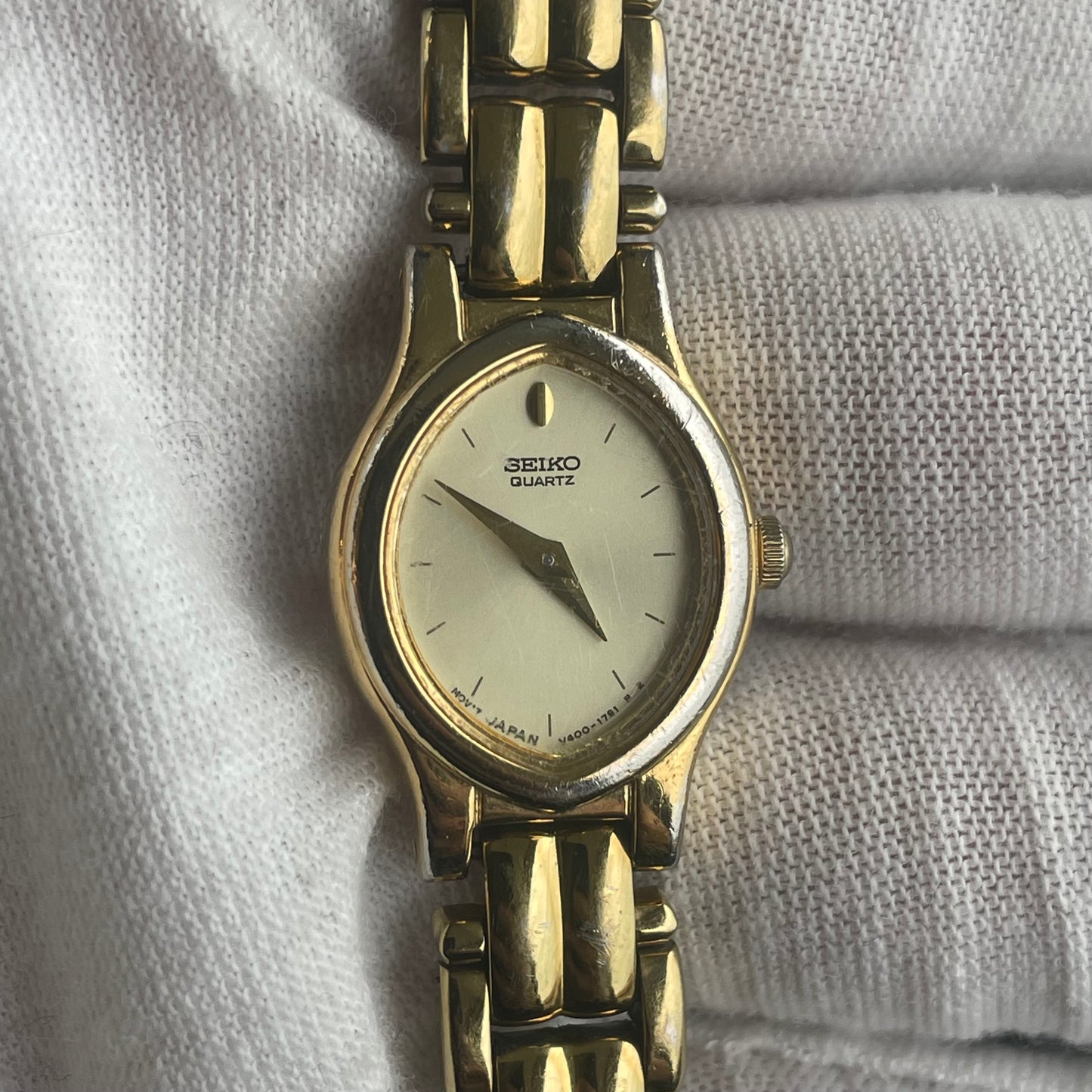 Reloj SEIKO Mujer Quartz Ovalado Dorado mayo de 1993 LEER