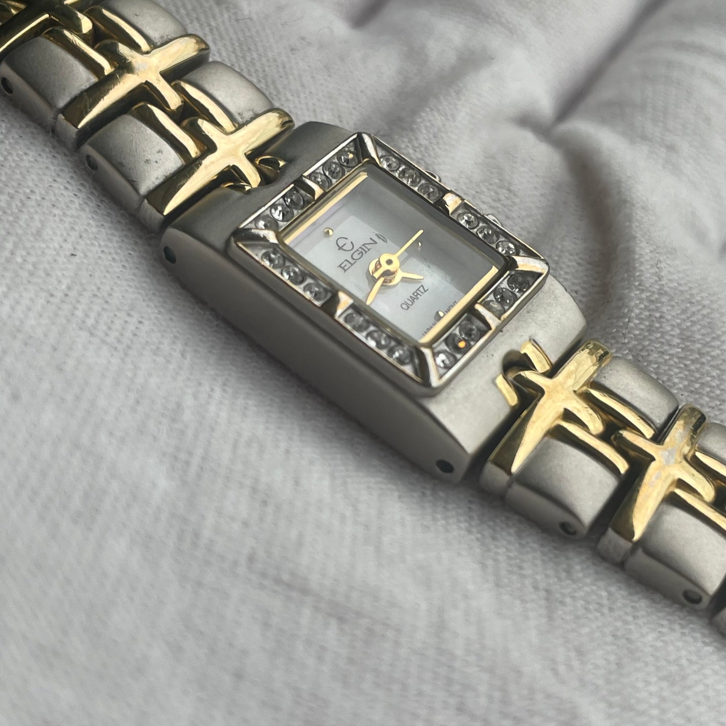 Reloj Joya ELGIN Mujer Rectangular TwoTone Cristales 90s