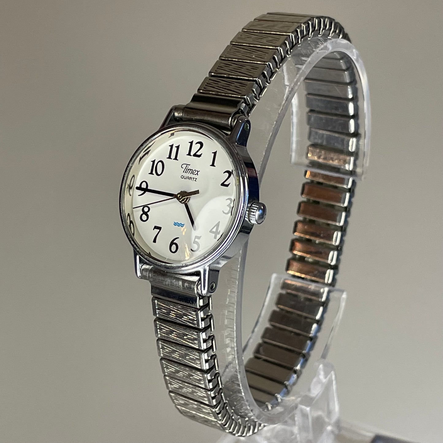 Reloj de mujer Timex Quartz A8 Elab. en 1993 aprox / Compacto EASY READER