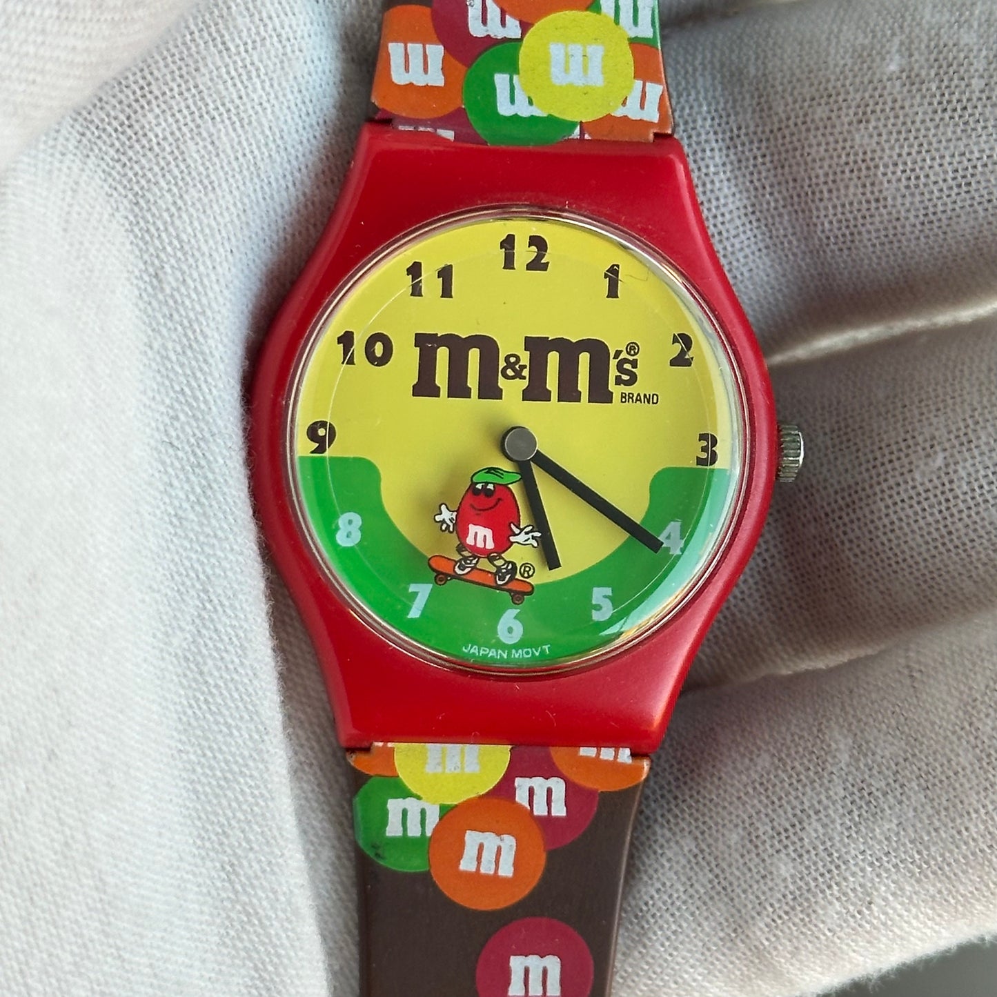 Reloj M&M’s 1994 NOS Segundero DISCO Skate Japan Movt ÚNICO