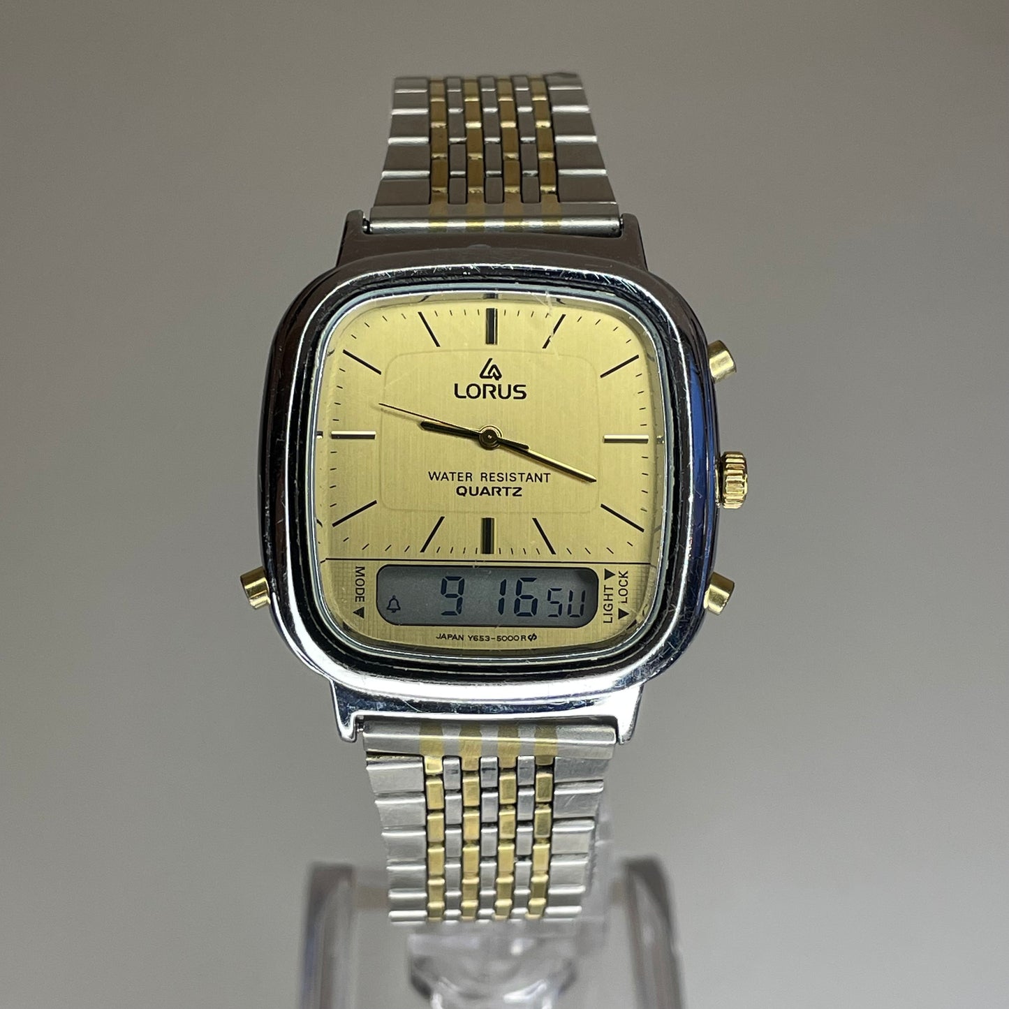 Reloj Lorus by SEIKO Ana-Digi Elab. en 1983 Doble lectura analógica y digital ÚNICO