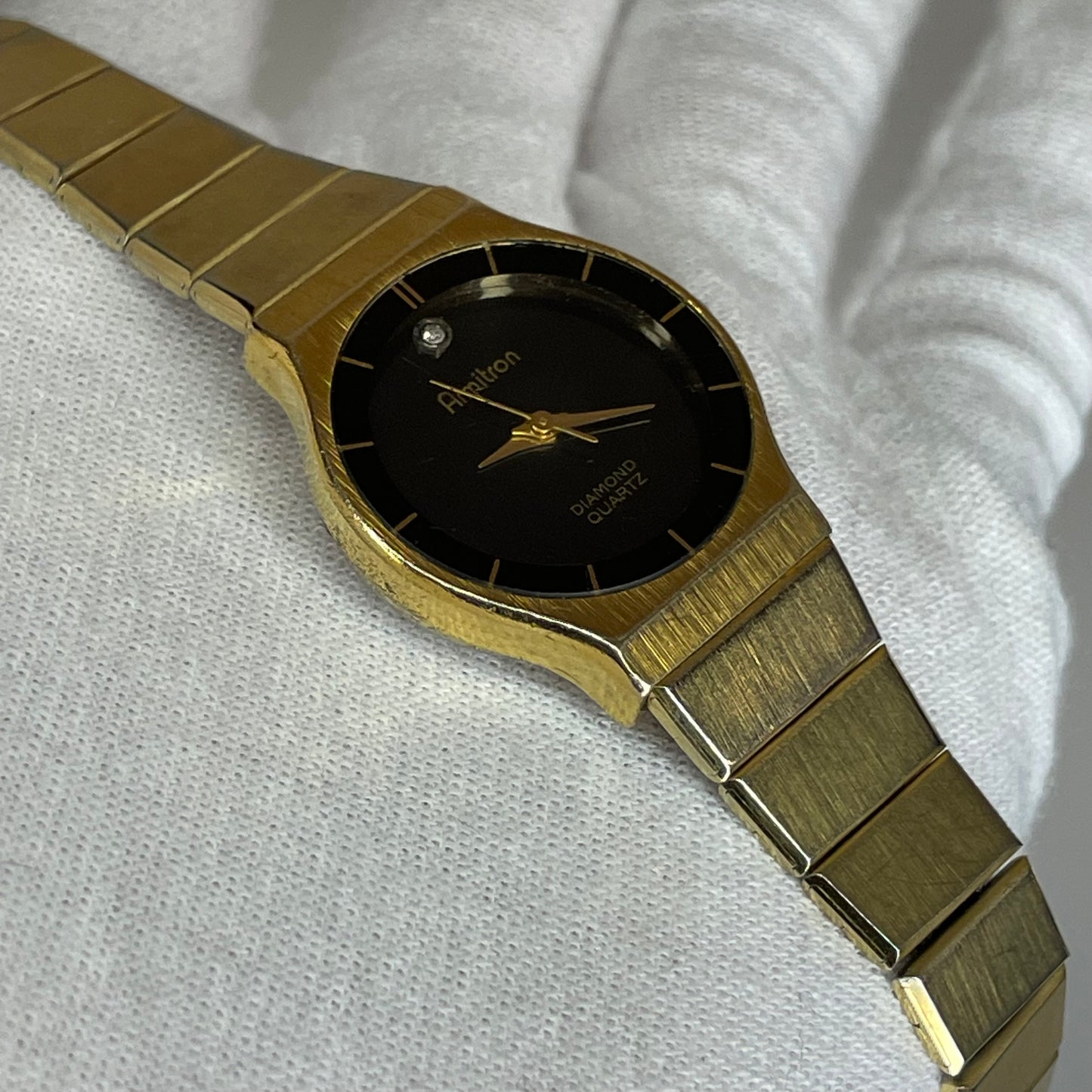 Reloj joya Armitron Diamond Quartz Año 1990 aprox. Dial negro y pulsera original