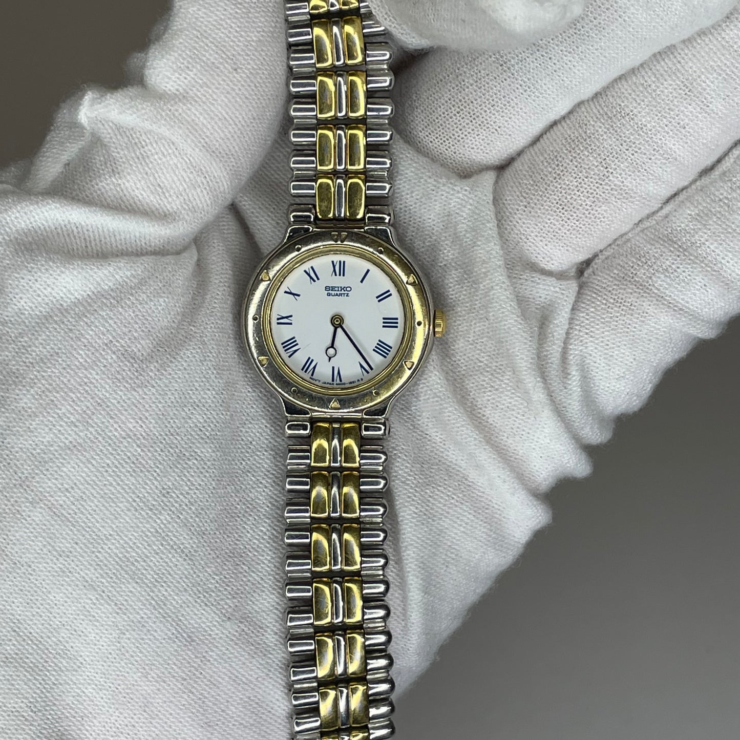 Reloj Joya Seiko Mujer Julio de 1992 Núm. romanos azules y brazalete bicolor ESCASO