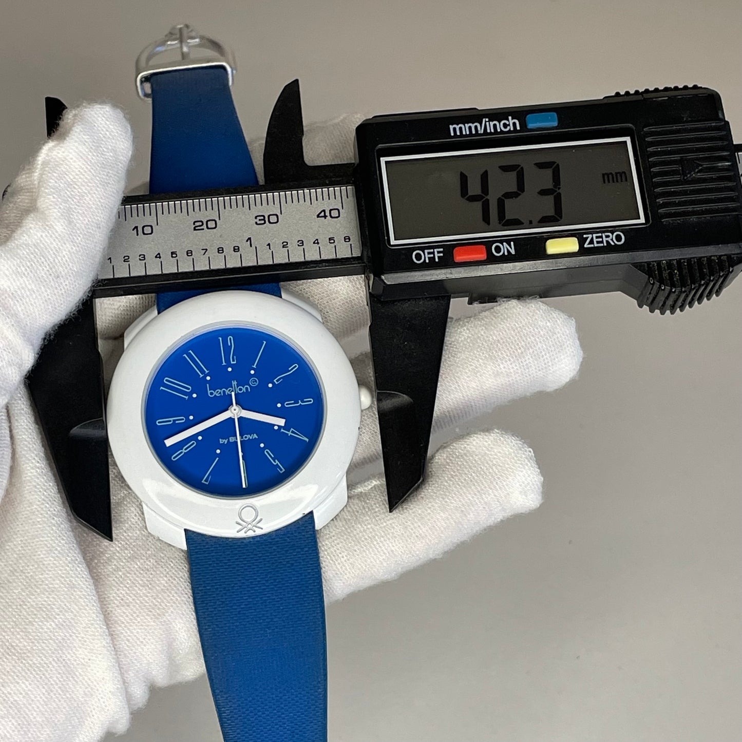 Reloj Benetton by BULOVA Unisex Año 1992 Inspiración diseño Memphis ESCASO