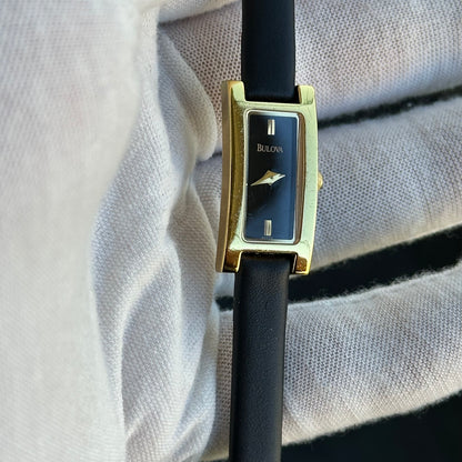 Reloj Joya Bulova Mujer Rectangular Negro Dorado Año 2002 Compacto