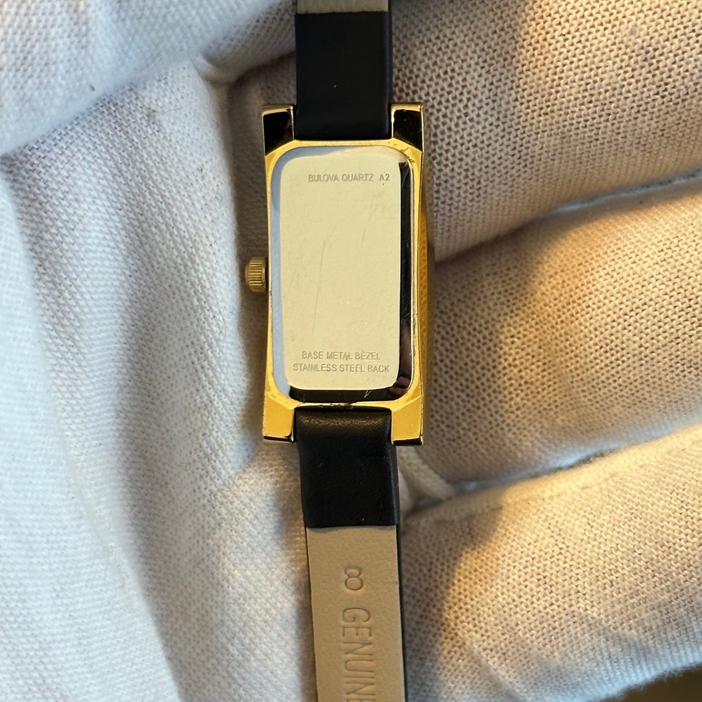 Reloj Joya Bulova Mujer Rectangular Negro Dorado Año 2002 Compacto