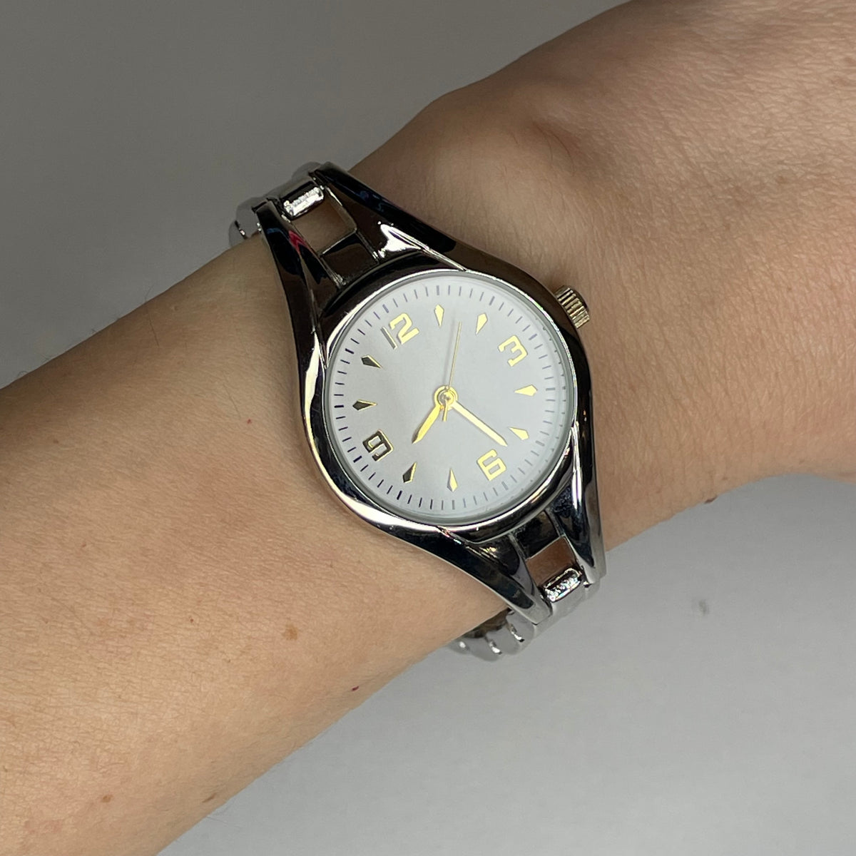 Reloj SKU 915 - IMG_2571