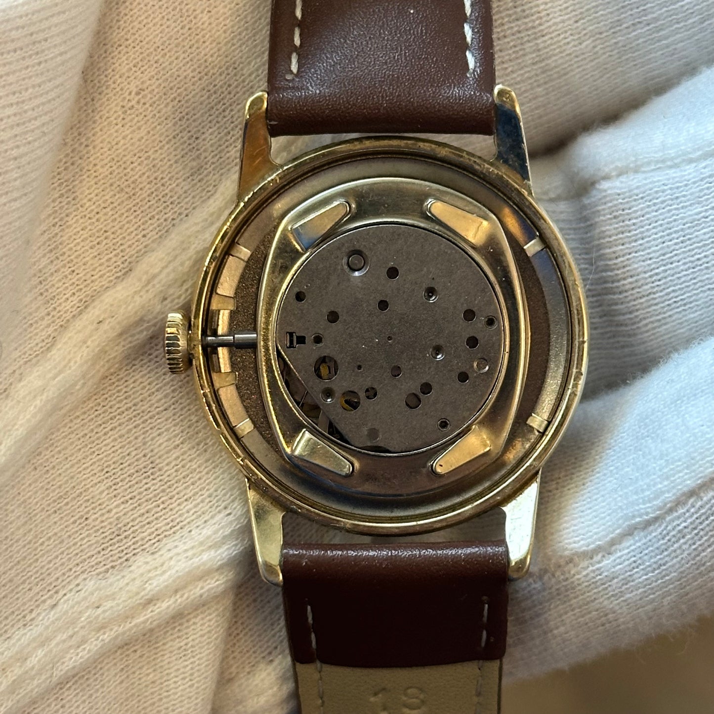 Reloj Timex Hombre A Cuerda Años 60s Champagne 34mm