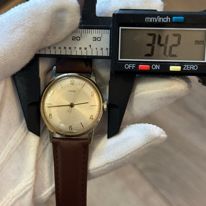 Reloj Timex Hombre A Cuerda Años 60s Champagne 34mm