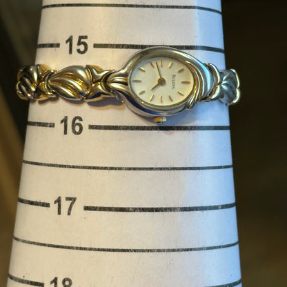 Reloj Joya Bulova Mujer Ovalado Bicolor Años 2000 Art Nouveau