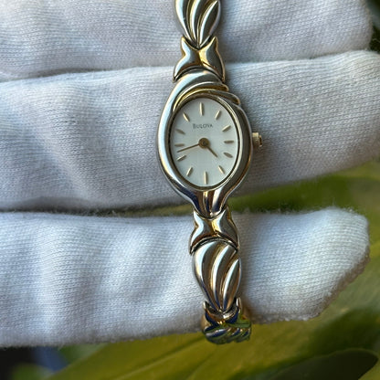Reloj Joya Bulova Mujer Ovalado Bicolor Años 2000 Art Nouveau