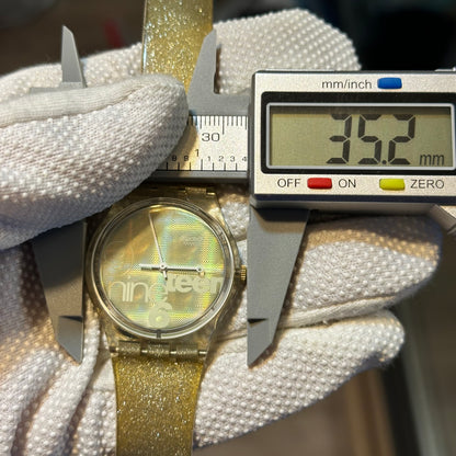 Reloj Swatch NineTeen GK216 Unisex 1995 Holográfico