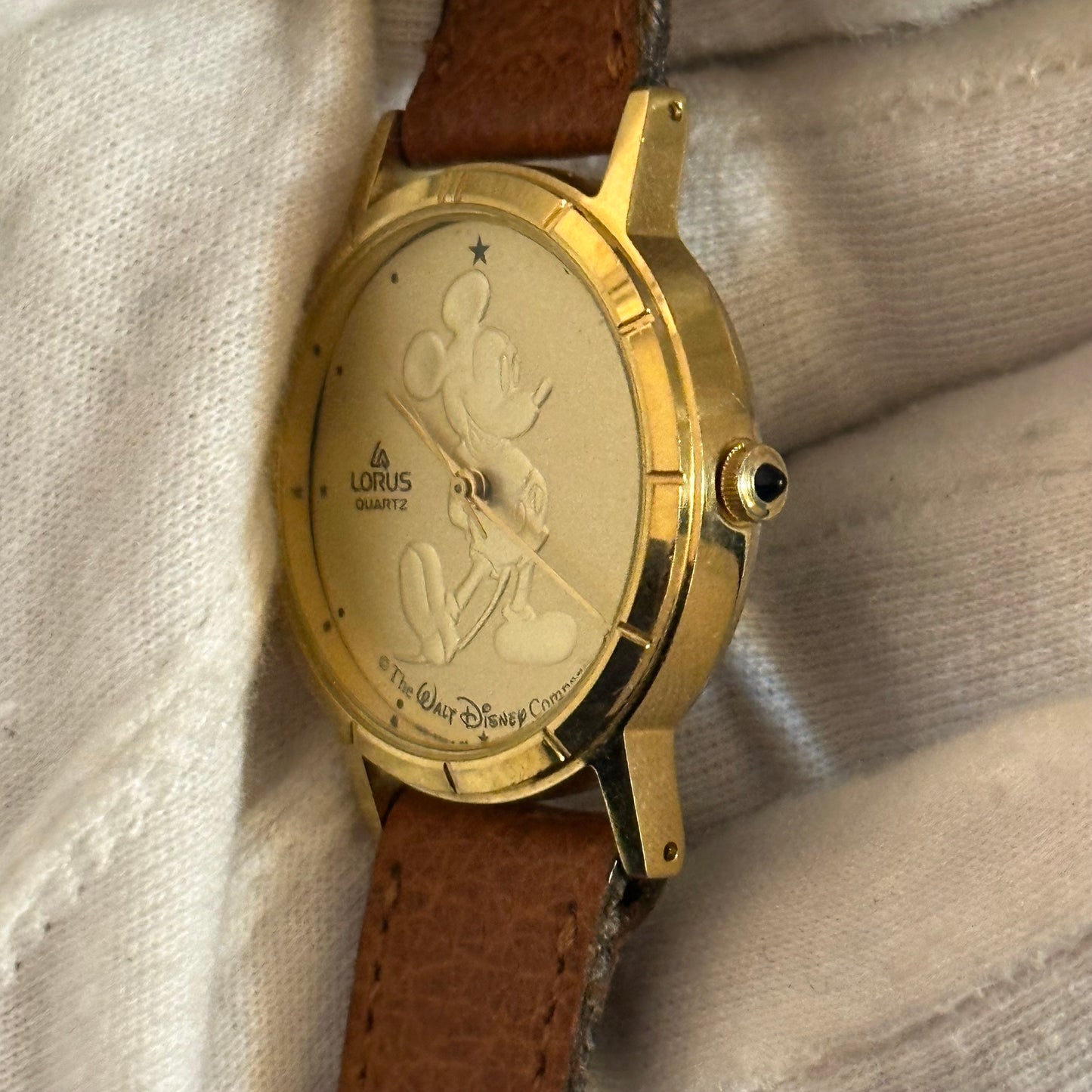 Reloj Lorus by Seiko Disney Mujer Mickey 31 mm 1991 Gold Coin ESCASO