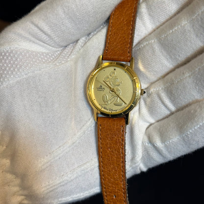 Reloj Lorus by Seiko Disney Mujer Mickey 31 mm 1991 Gold Coin ESCASO