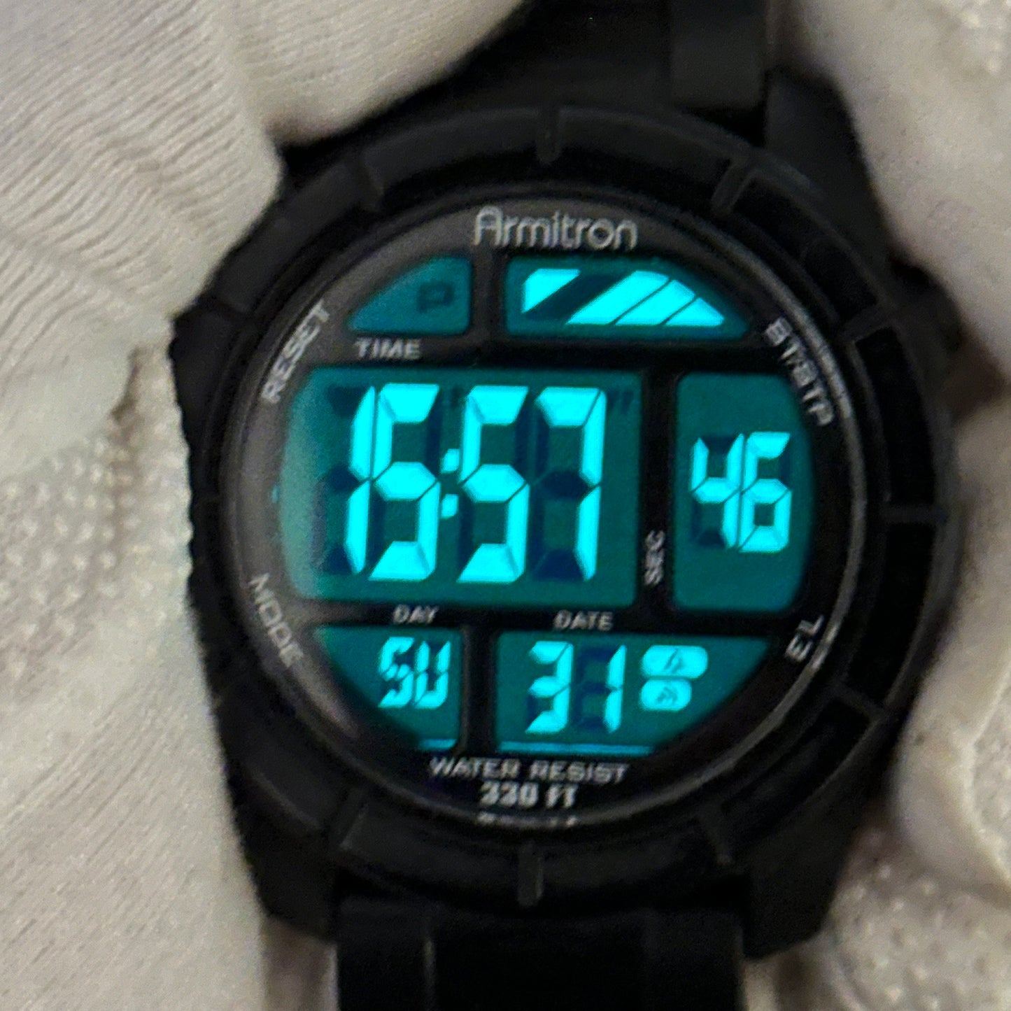 Reloj Armitron All-Sport Hombre 2012 Digital XL