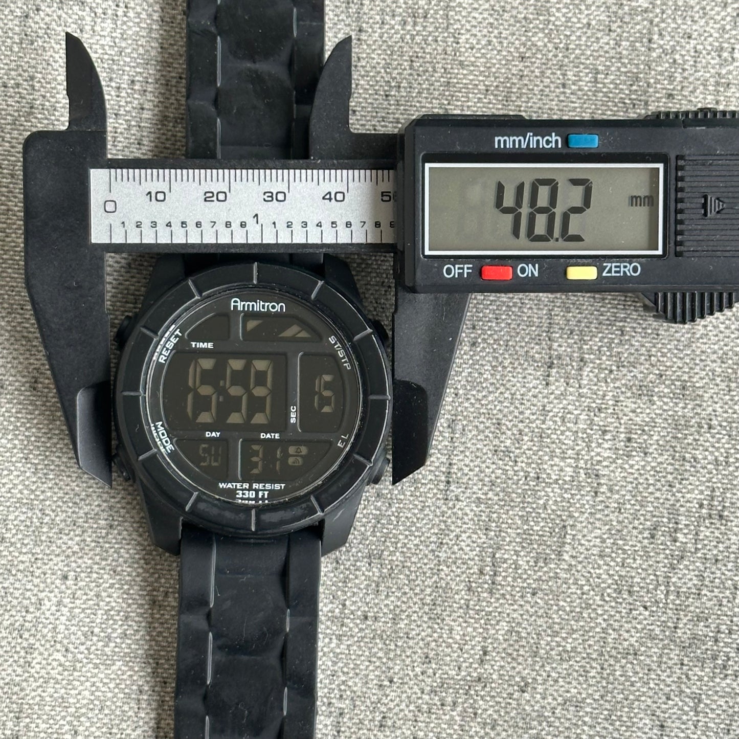 Reloj Armitron All-Sport Hombre 2012 Digital XL
